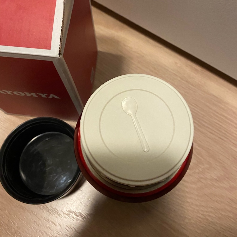 Thermos - Picture 3 of 5